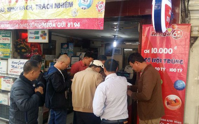 Vị khách chi 40 triệu đồng mua vé số Vietlott ở Hà Nội đã trúng thưởng