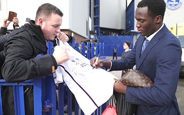 Lukaku và cơn rồ dại của Chelsea