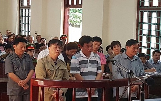 Vĩnh Phúc: Hàng loạt cựu quan chức TP Vĩnh Yên hầu tòa