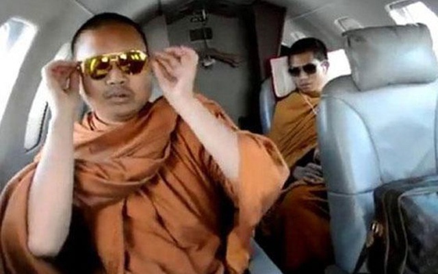 Nhà sư háo sắc Thái Lan bị bắt tại Mỹ