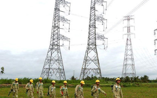 Yêu cầu dừng ngay Đài Vinh danh công trình 500 kV