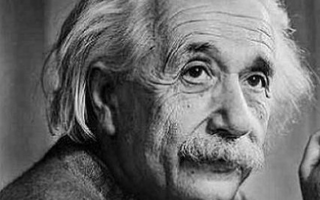 Bức thư Einstein gửi con gái: "Tình yêu là thứ năng lượng vĩ đại nhất thế gian này"