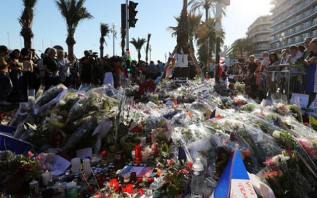Thủ phạm vụ tấn công ở Nice trở thành cực đoan chỉ trong 15 ngày