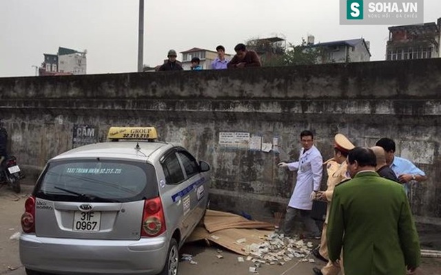 Đang ngồi chơi, hai bà cháu bị taxi đâm tử vong