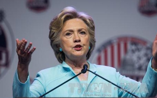 Bà Clinton dẫn điểm đối thủ trên phạm vi toàn quốc