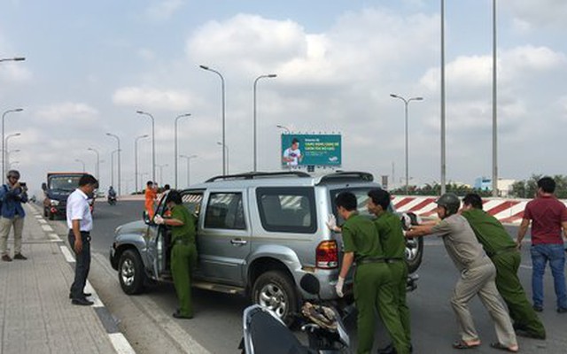 Cảnh sát truy đuổi "xe điên" hàng chục km náo loạn Sài Gòn