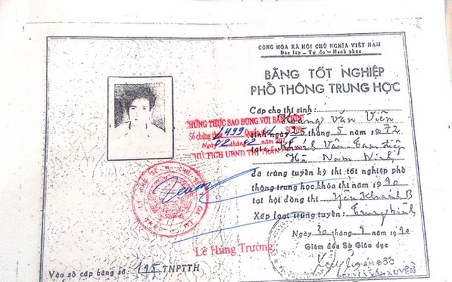 Buộc thôi học phó Đài Truyền thanh-Truyền hình xài bằng giả