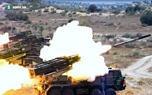 Hợp đồng 490 triệu USD mua 36 tổ hợp pháo phản lực Pinaka: CNQP Ấn Độ mừng rơi nước mắt!