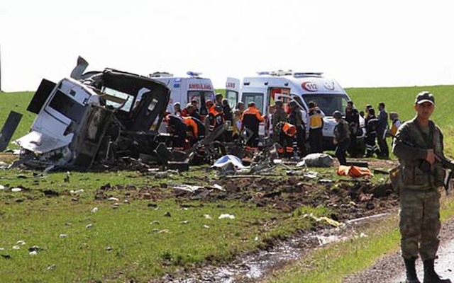 Lại xảy ra đánh bom nhằm vào đoàn xe quân sự ở phía nam Thổ Nhĩ Kỳ