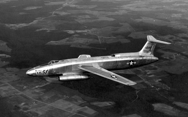 Martin XB-51 - Máy bay ném bom 3 động cơ phản lực kỳ lạ của Mỹ