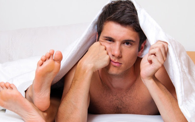8 dấu hiệu nhận biết nam giới đang bị suy giảm khả năng "yêu"