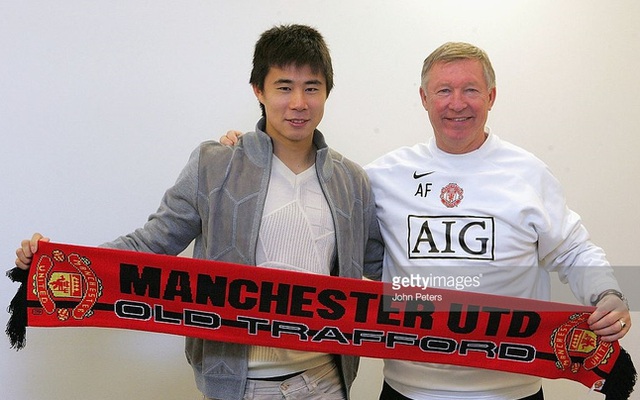 Giấc mơ tan vỡ của sao Trung Quốc đầu tiên ký hợp đồng với Man Utd