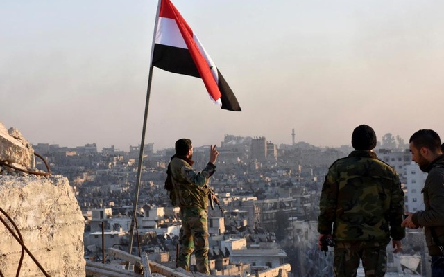 24h qua ảnh: Lính Syria mừng chiến thắng ở Aleppo
