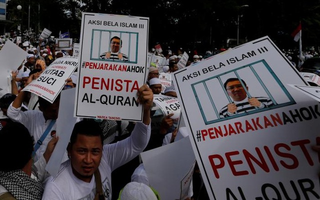 Indonesia: Biểu tình rung chuyển Jakarta đòi bắt giam thị trưởng gốc Hoa, cộng đồng Hoa kiều run sợ