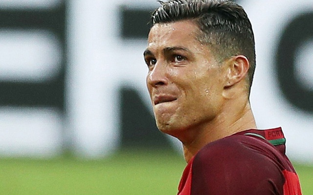 HLV Lê Thụy Hải: "Sai lầm của Pháp là đã... khiến CR7 rời sân"