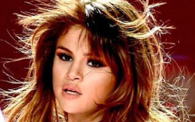 Selena Gomez viện cớ bị bệnh để che giấu chuyện đang nghiện ngập?