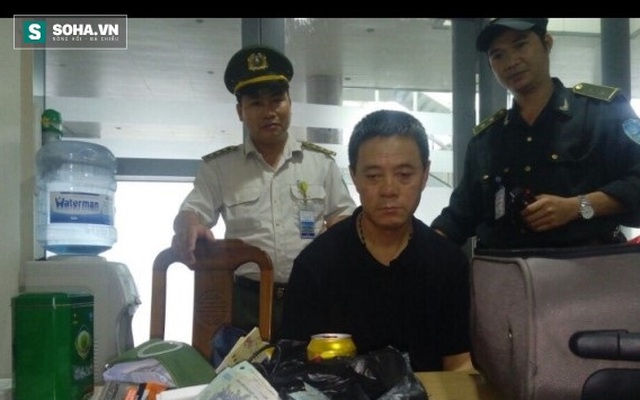 Hành khách Trung Quốc lấy trộm 400 triệu đồng trên chuyến bay đến Đà Nẵng