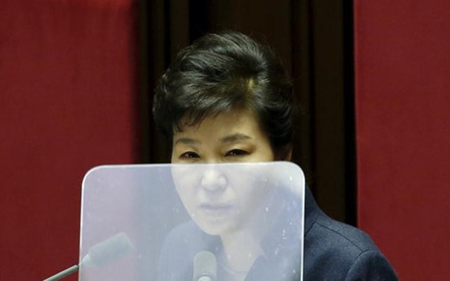 Sau biến cố, Tổng thống Hàn Quốc ẩn dật trong Nhà Xanh