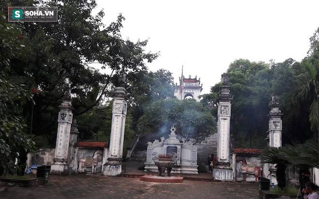 Nghệ An: Trộm lẻn vào đền bê 7 hòm công đức ra cạy lấy tiền