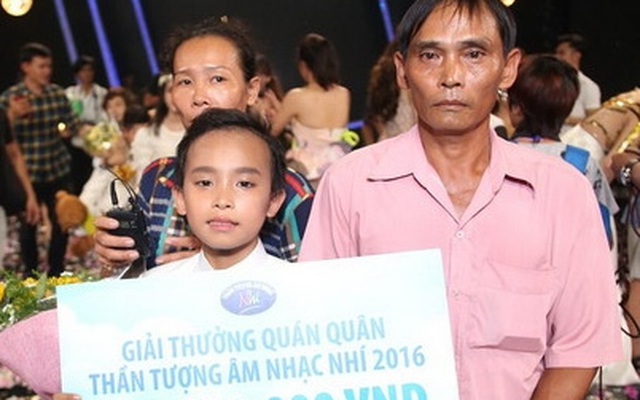 Cuộc sống nghèo, chạy ăn từng bữa của quán quân Vietnam Idol Kids