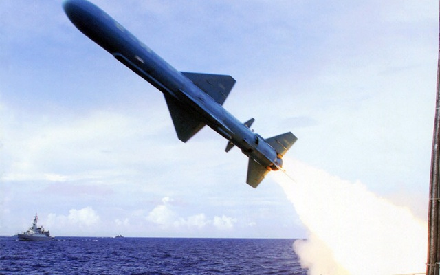 Campuchia sắp nhận tên lửa chống hạm siêu âm của Trung Quốc?