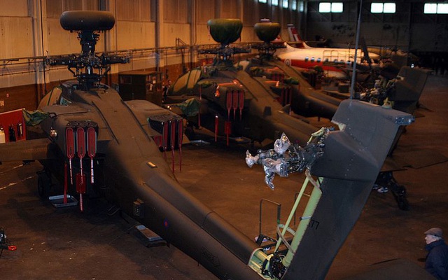 Lục quân Anh cho nghỉ hưu sớm trực thăng AH-64D, cơ hội mua đồ cũ chất lượng cao đã tới?