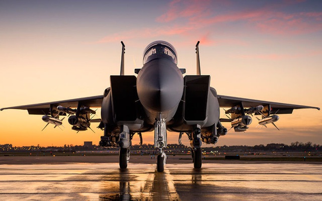 Chuyên gia Mỹ: Su-30SM sau nâng cấp vẫn chưa sánh ngang được F-15E