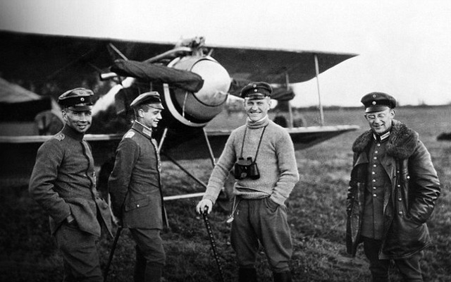 Chuyện ít biết về phi công cự phách nhất Thế chiến 1:  Biệt danh "Quỷ đỏ" đáng sợ