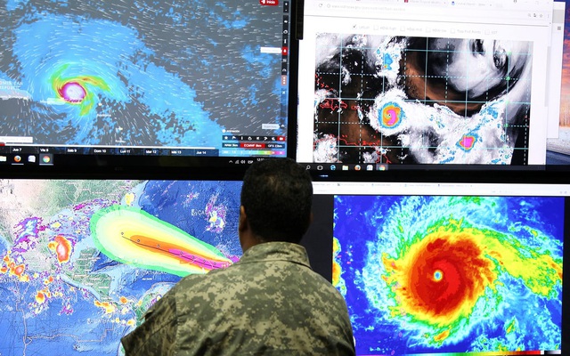 3 cơn bão cùng xuất hiện trên Đại Tây Dương: Nhiều khu vực chịu thiệt hại nặng nề!