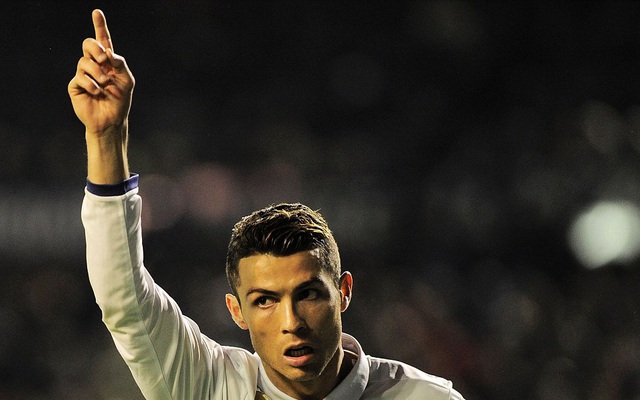 Ronaldo nổ súng, Real Madrid đòi lại ngôi đầu từ tay Barca