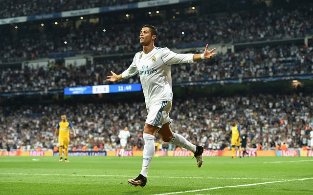 Ronaldo rực sáng, xua tan mây mù bao phủ Real Madrid