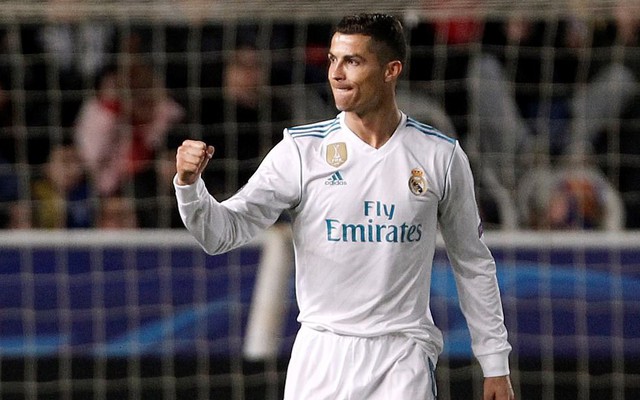 Ronaldo lập cú đúp, Real Madrid thắng ngoạn mục "6 sao"