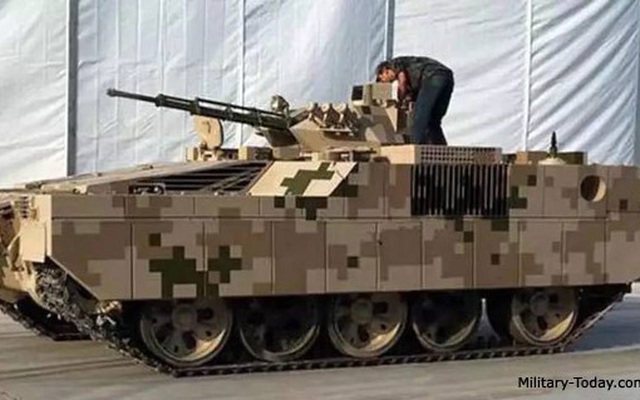 Tường tận sức mạnh xe thiết giáp chở quân hạng nặng Trung Quốc hoán cải từ xe tăng Type 59