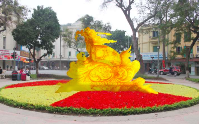 PGS Hà Đình Đức, ông Dương Trung Quốc ủng hộ đúc biểu tượng rùa vàng Hồ Gươm