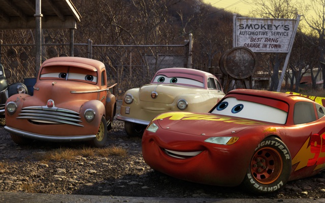 Vương Quốc Xe Hơi 3 tung trailer cuối cùng hé lộ đối thủ đáng gờm của Lighting McQueen