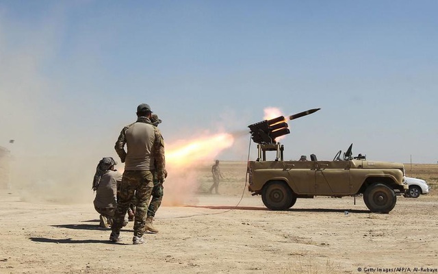 Xe Nga, đạn pháo Trung Quốc trút "bão lửa" xuống phiến quân ở Iraq