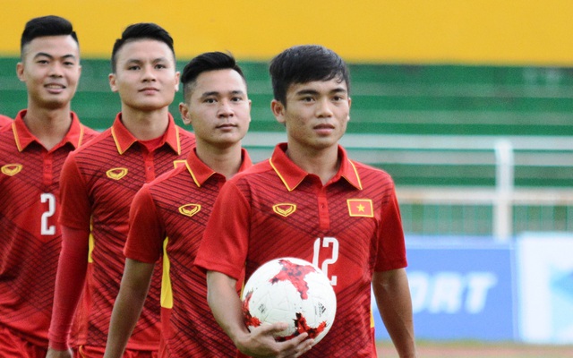 U20 Việt Nam trông chờ vào những “chú lùn”