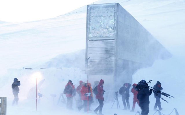 Căn hầm "tận thế" - nguồn dự trữ của cả thế giới đang gặp nạn vì băng tan