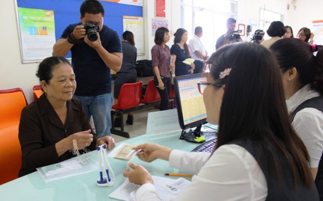 Lương hưu hơn 100 triệu đồng/tháng: 15 năm đầu đóng bảo hiểm mỗi tháng hơn 69 triệu