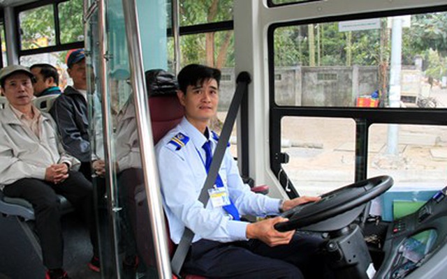 Lái xe buýt nhanh BRT sợ nhất điều gì trên đường?