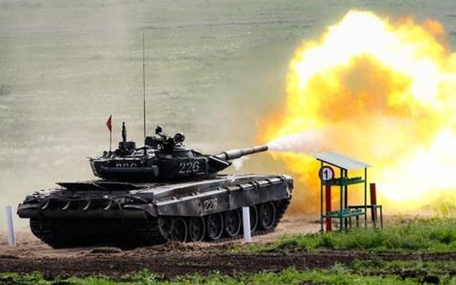 Xe tăng Nga đỏ lửa cho vòng loại Tank Biathlon 2017