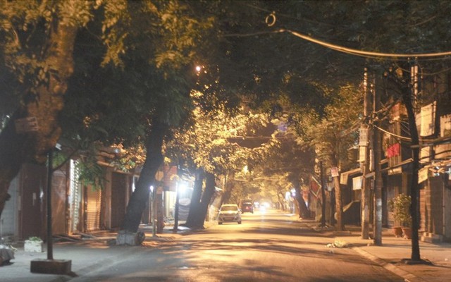 Khung cảnh khác lạ khu chợ Tam Bạc đất cảng Hải Phòng về đêm