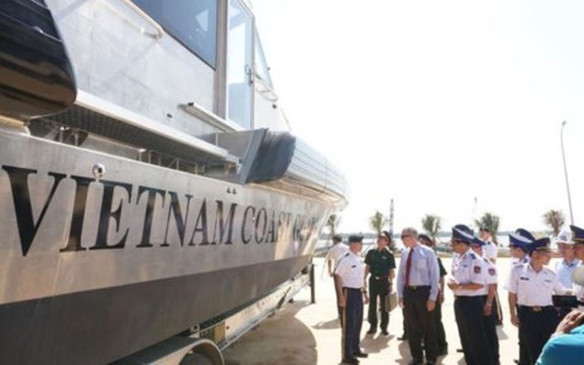 Mỹ bàn giao cho Cảnh sát biển Việt Nam 6 tàu tuần tra