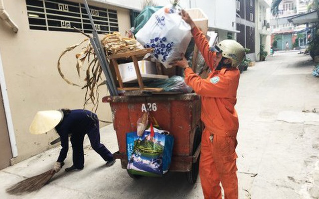 Ngày mồng một Tết của những người 'quên' giao thừa