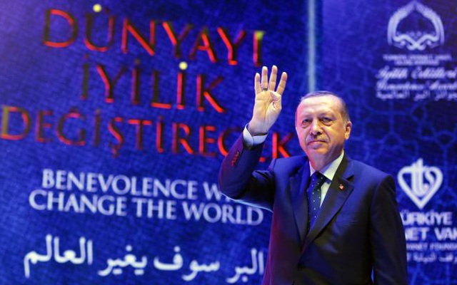 Tổng thống Thổ Nhĩ Kỳ Erdogan kêu gọi Châu Âu trừng phạt Hà Lan