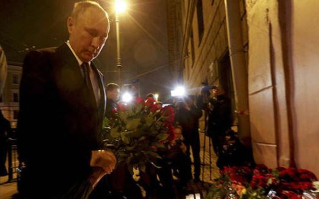 Tổng thống Putin đến hiện trường vụ nổ, Nga truy nã 2 nghi phạm đánh bom