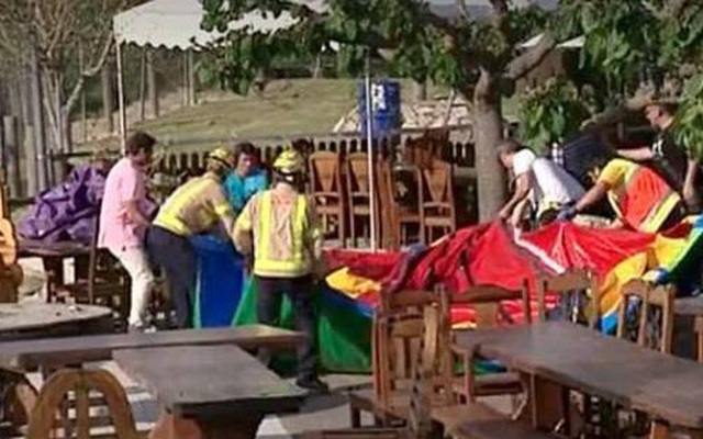 Tây Ban Nha: Lâu đài bơm hơi phát nổ, 7 em nhỏ thương vong