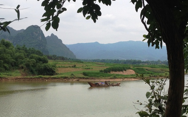 Truy bắt "cát tặc", Phó Phòng Cảnh sát môi trường bị thương