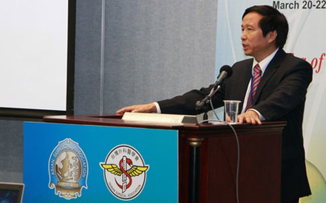 Giáo sư Nguyễn Thanh Liêm: Vụ bác sĩ Lương thực sự nguy hiểm cho bệnh nhân