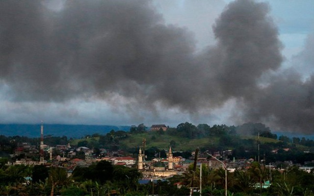Quân đội Philippines lỡ hẹn, chiến sự Marawi càng khốc liệt